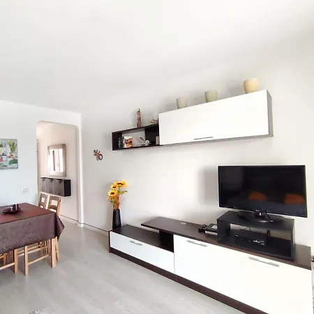 In Well Kept, Complex K008 Apartment