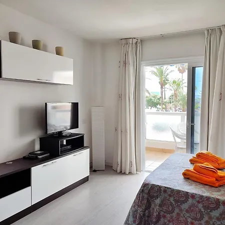 Studio In Las Americas, Central Location K008 * Playa de las Americas (Tenerife)
